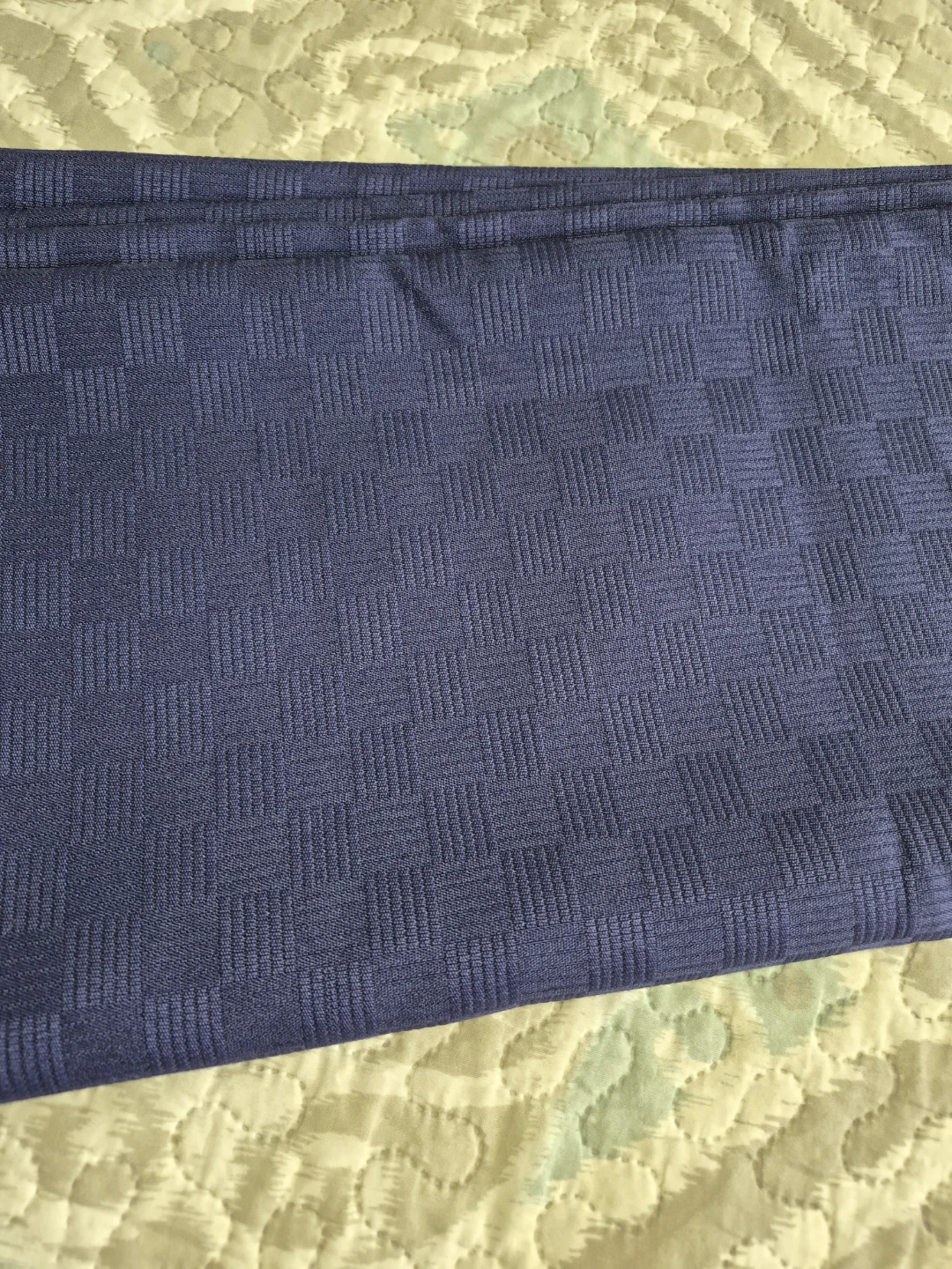 Beautiful 62" x 82" Navy Blue Tablecloth Table Decor - photo 3