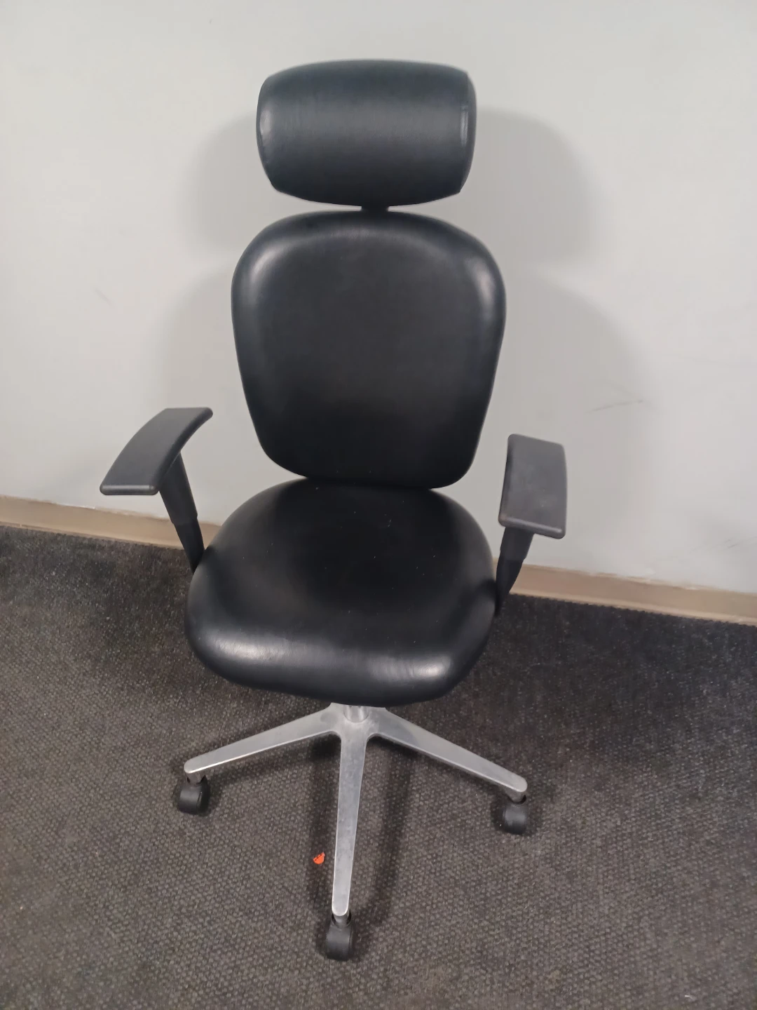 Black Ergonomic Office Chair - photo 5