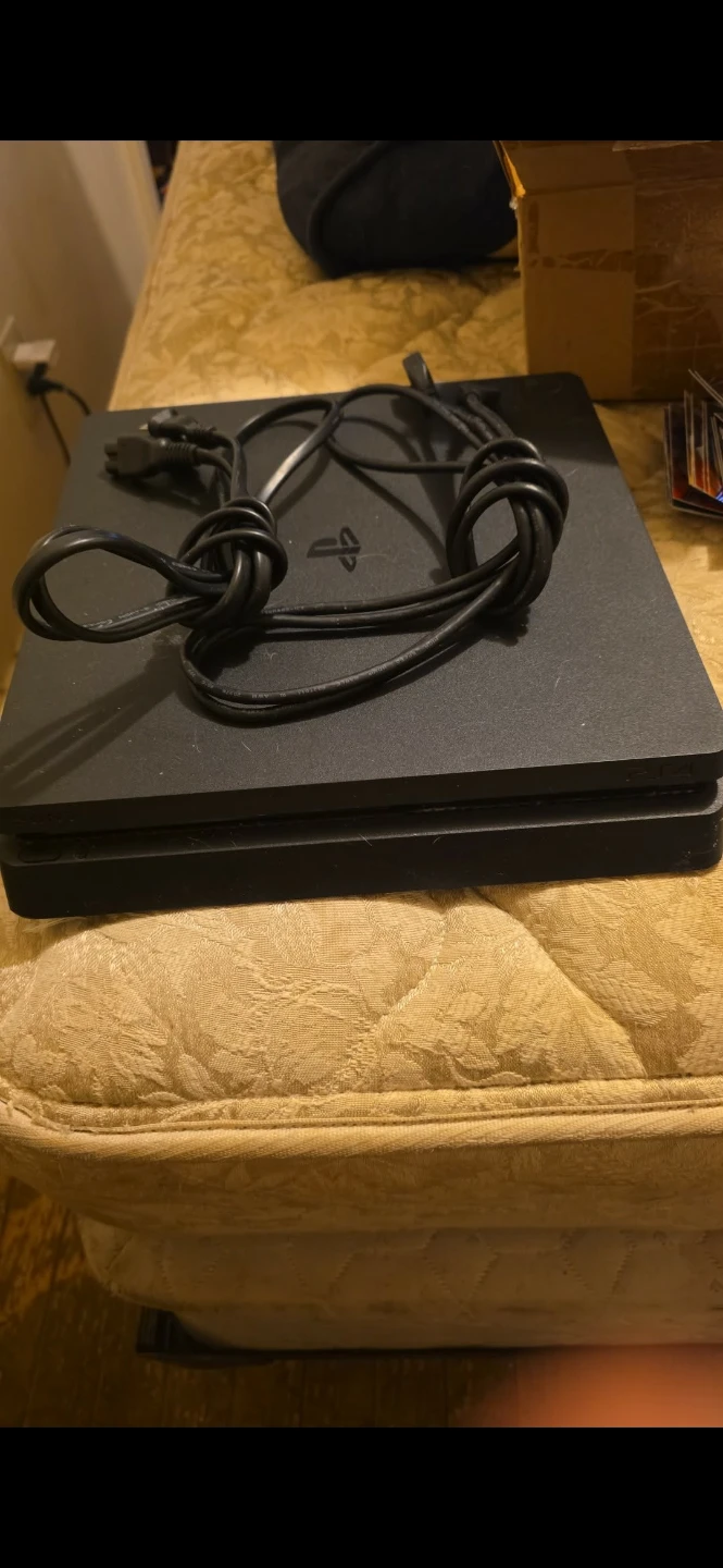 Sony PlayStation 4 Slim Console