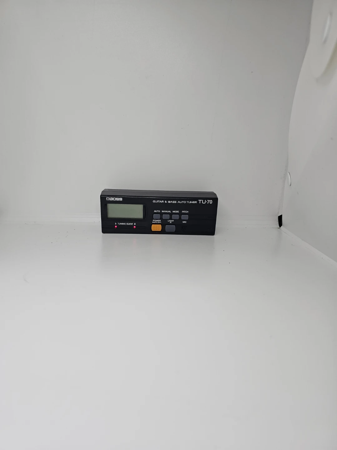 Boss TU-70 Guitar & Bass Auto Tuner - photo 5