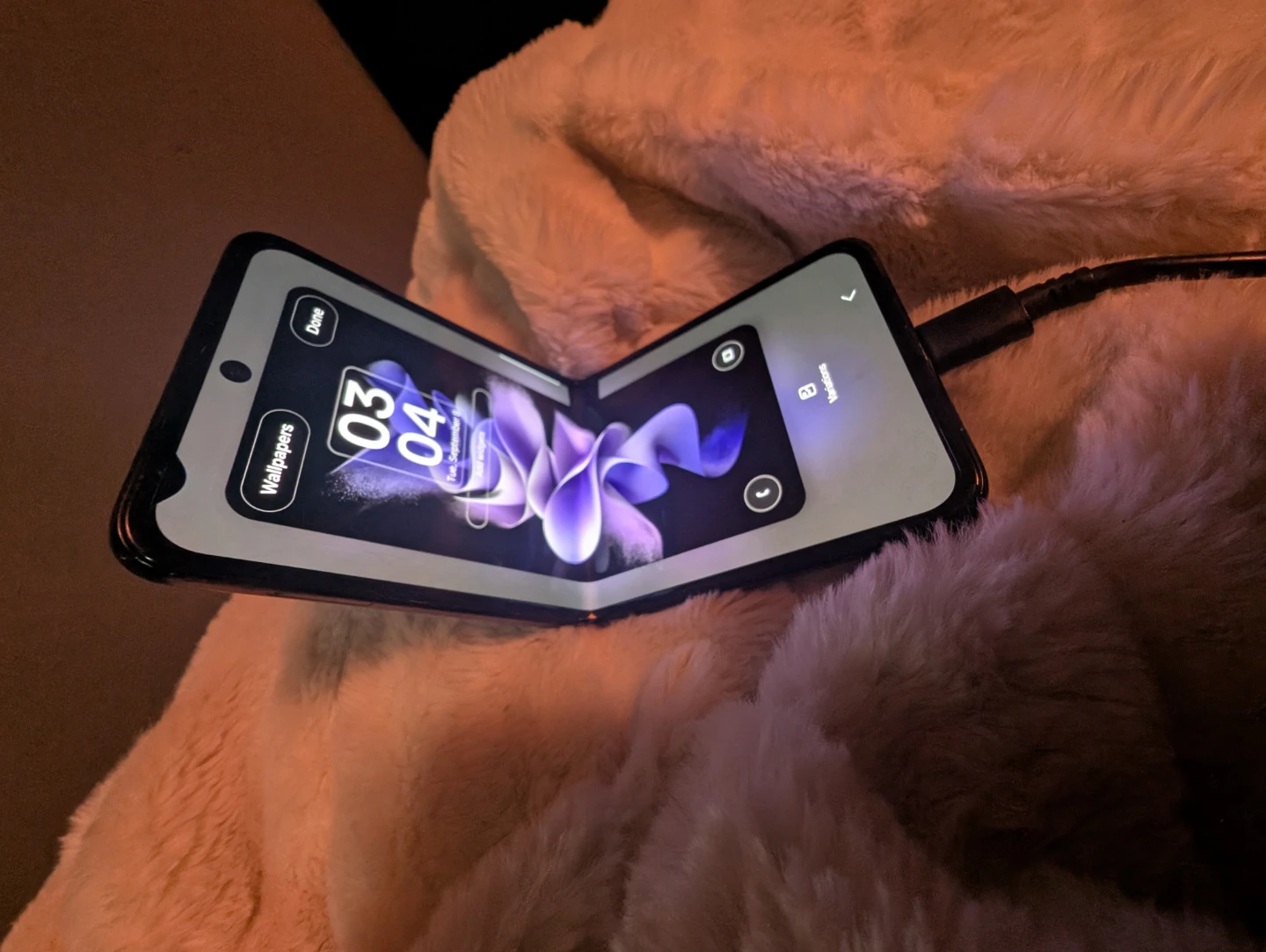 Samsung Galaxy Z Flip 3 5G - photo 2