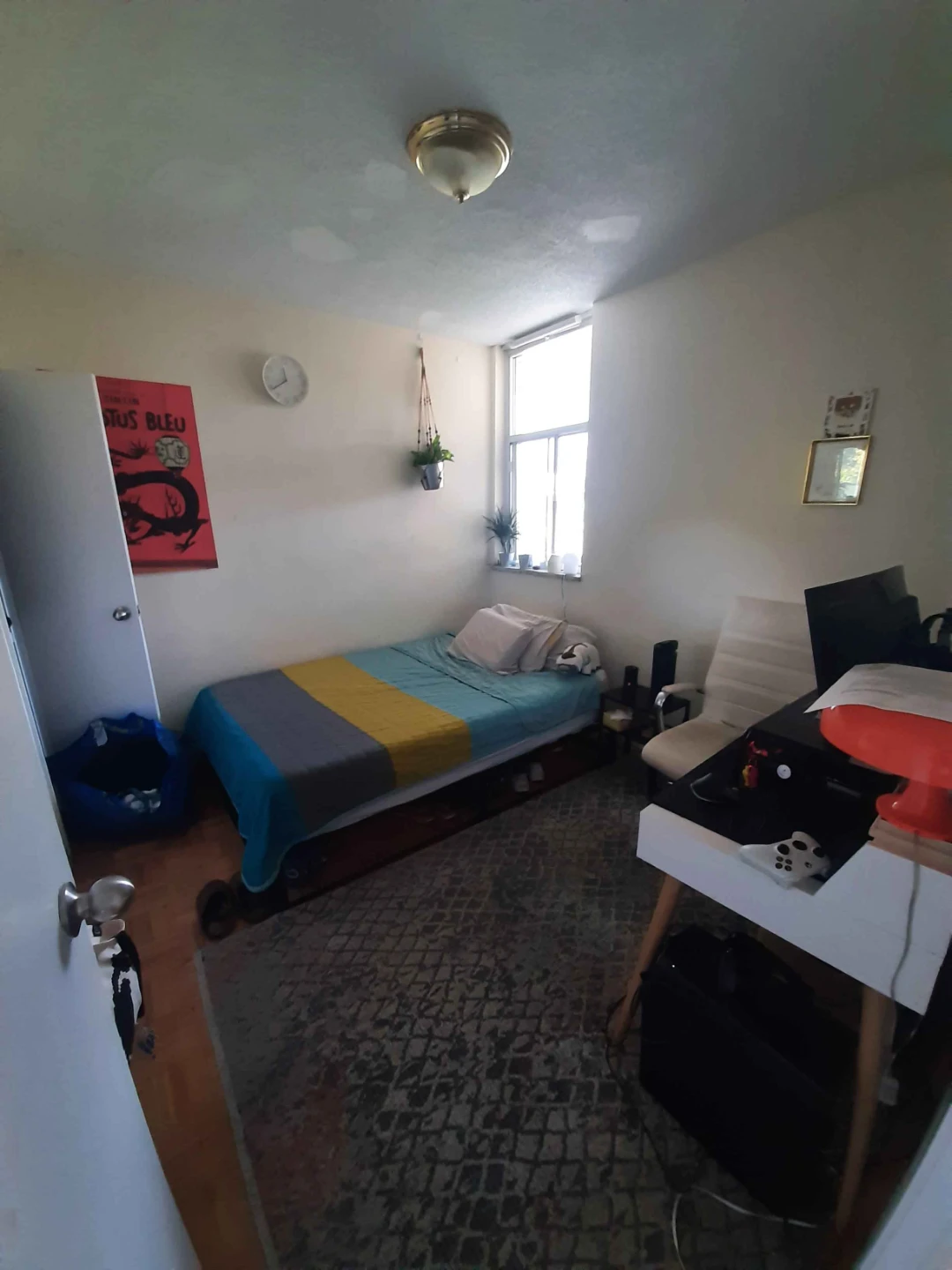 Bedroom for rent