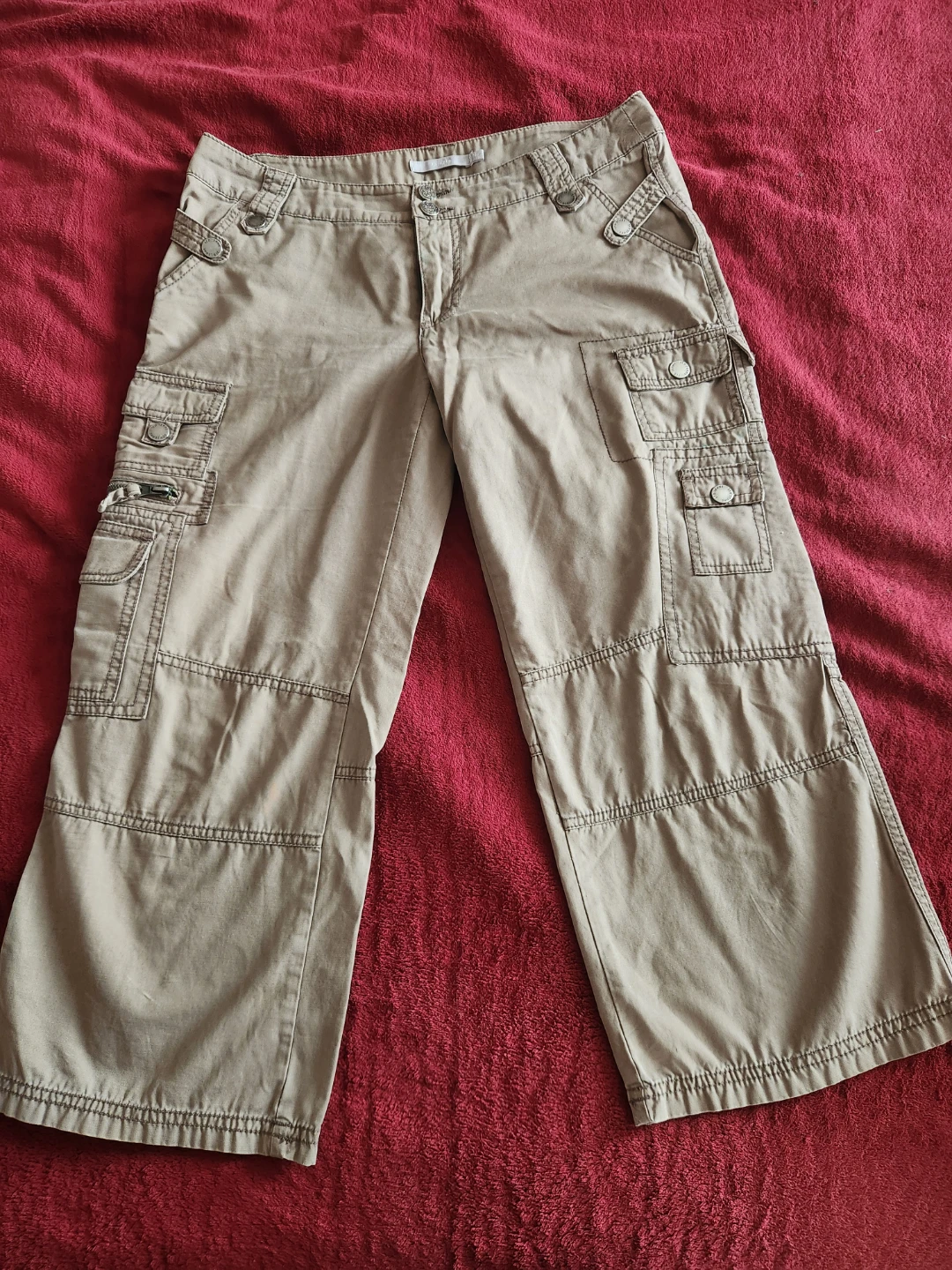Sancred Khaki Cargo Capris - photo 2
