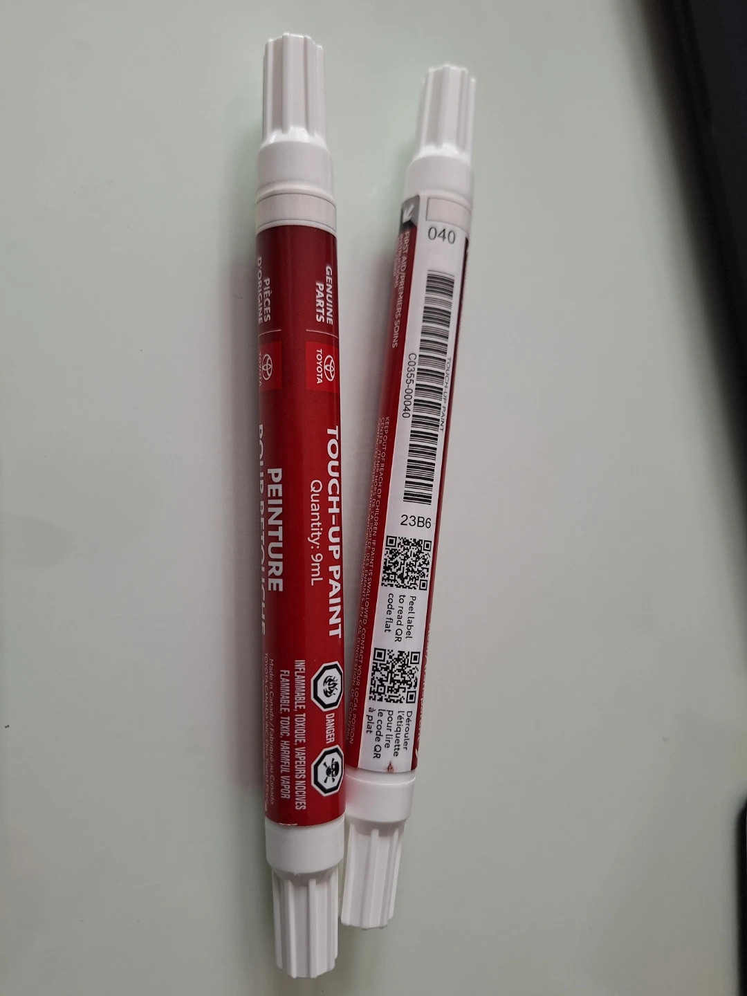 Two Genuine OEM Toyota Touch-Up Paint Pens (Paint Code 040)