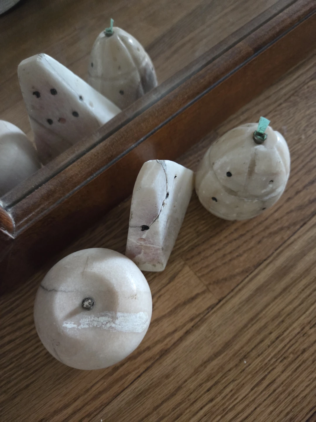 Stone Fruit Decor Set - photo 2