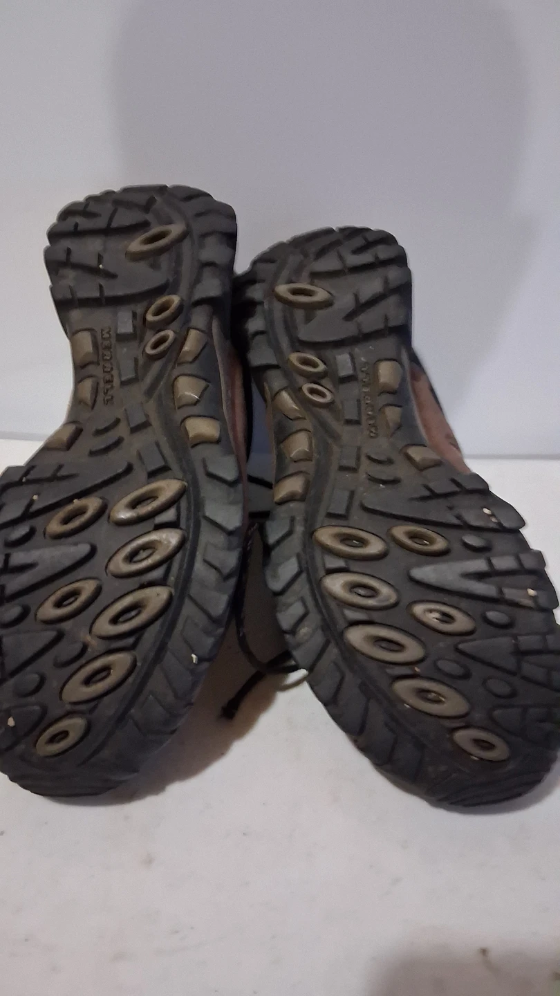 Merrell Waterproof Hiking Shoes size 9.5 - photo 5