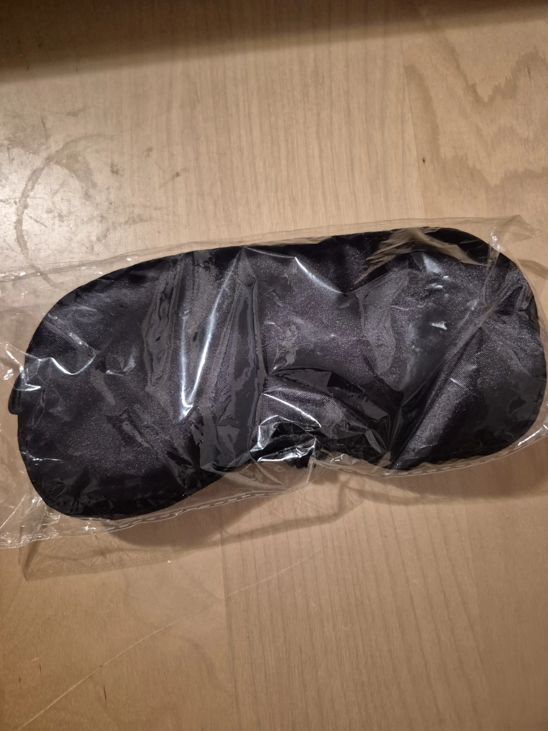 BNIP)Black Silk Sleep Mask with Earplugs