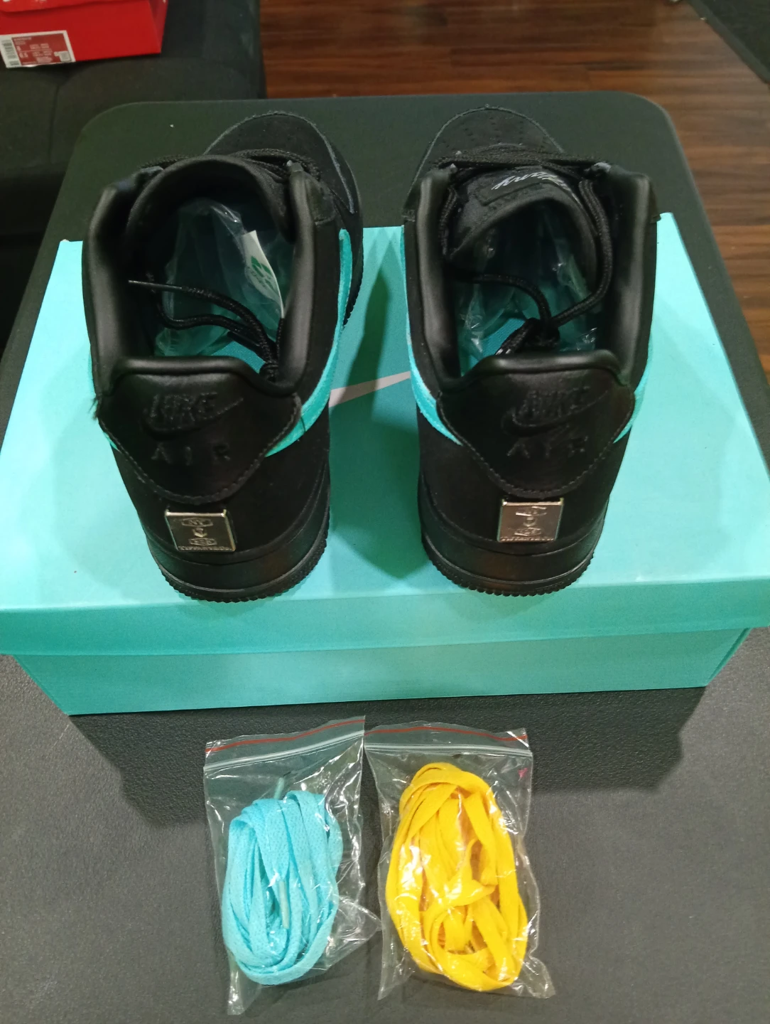 Nike Air Force 1 Tiffany woman size  8 - photo 3