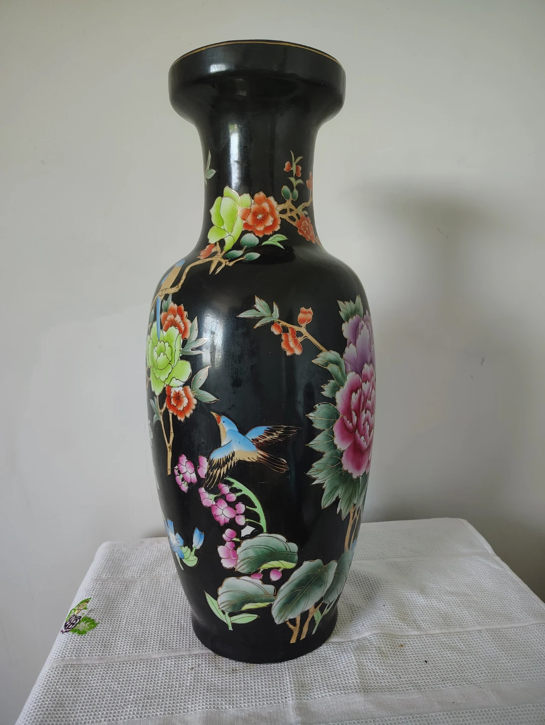 Black Decorative Ceramic Vase with Floral Design - photo 2