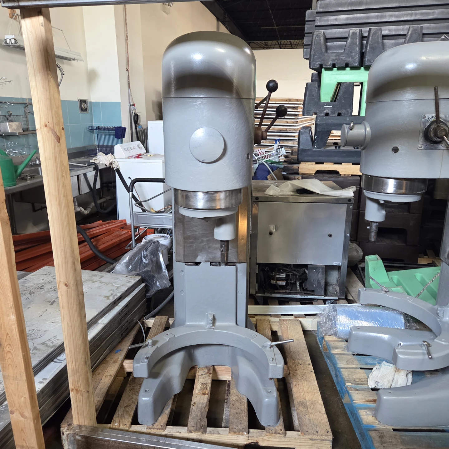 Hobart M802 Commercial Floor Mixer - photo 3