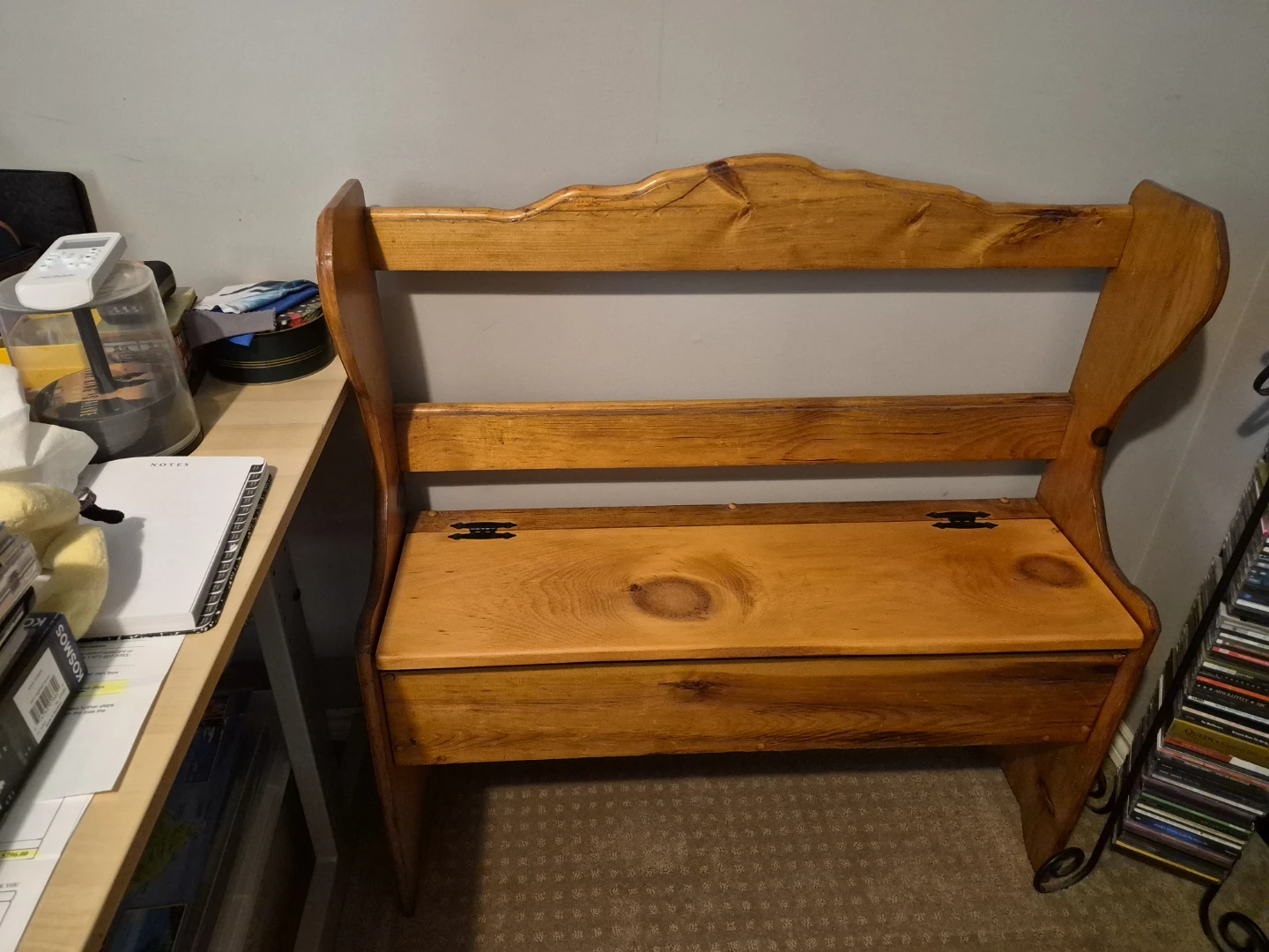Rustic Pine Storage Bench🏈