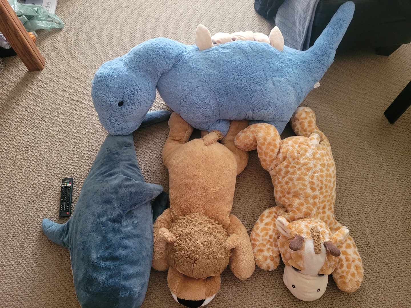 Set of 4 plush stuffed animals