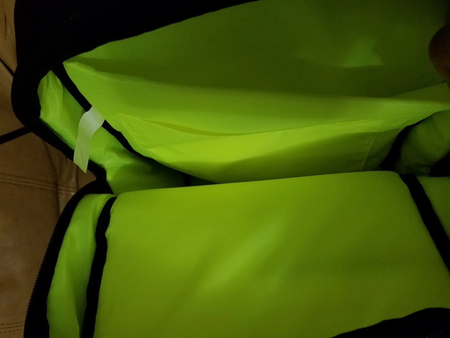 New Steve Madden Black Backpack with Neon Green Interior - photo 5