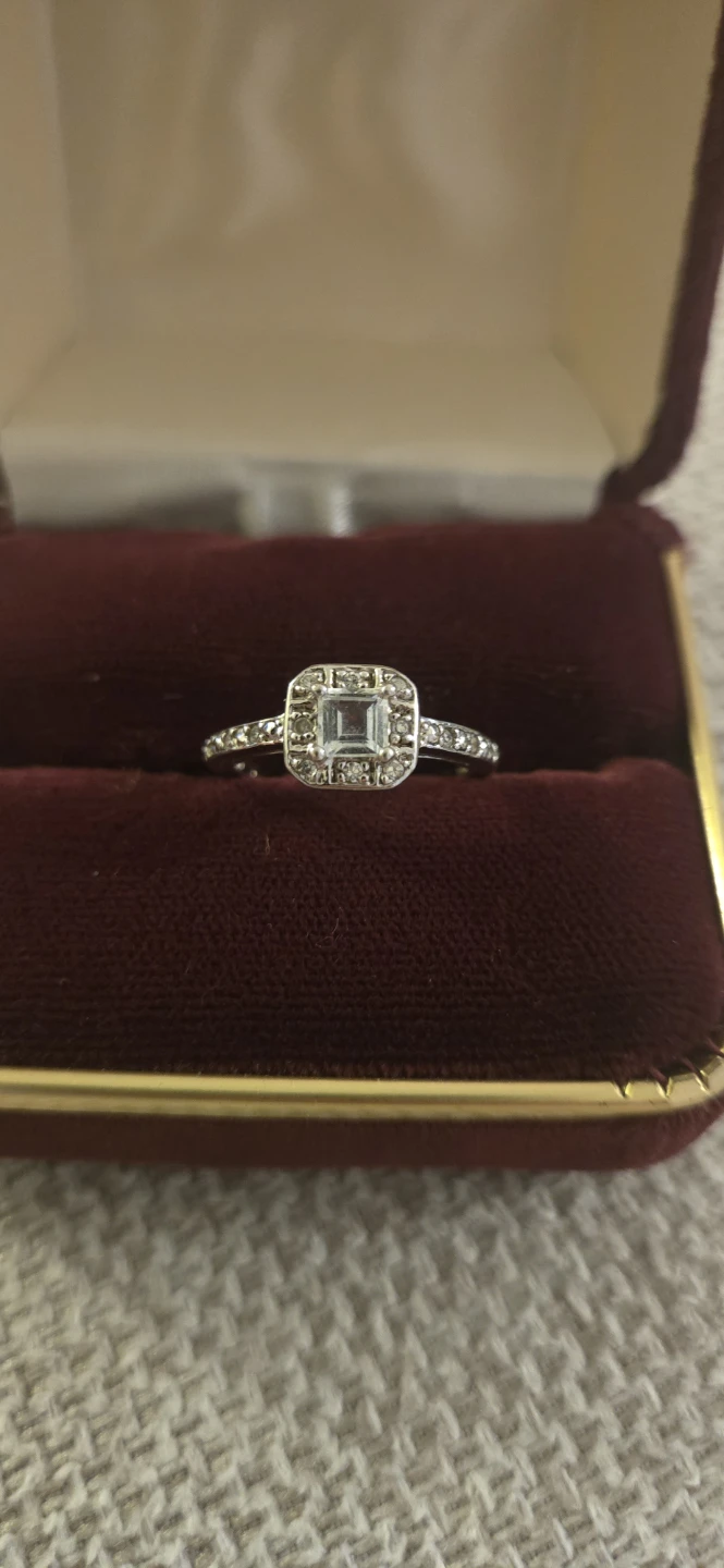 925 Silver Ring with princess cut stone. Square Stone - photo 3