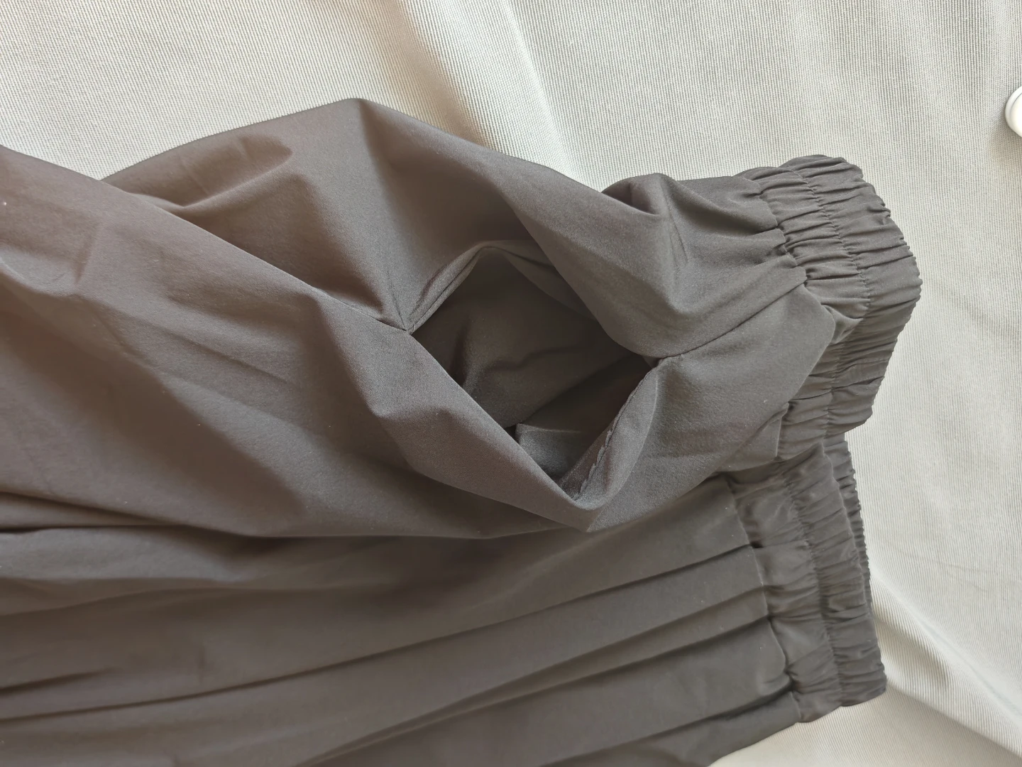 Black elastic waist balloon trousers - photo 3