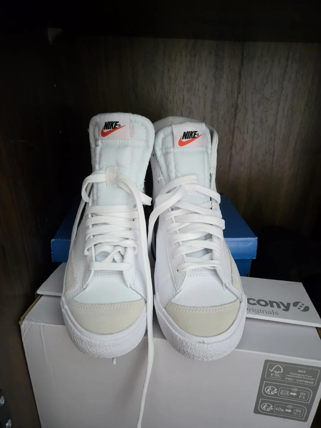 Youth 6.5 Nike Blazer Mid '77 White and Black Sneakers - photo 3