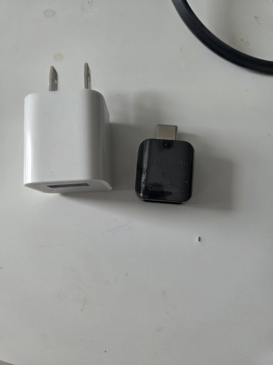 Samsung USB Connector and Wall Charger - photo 4