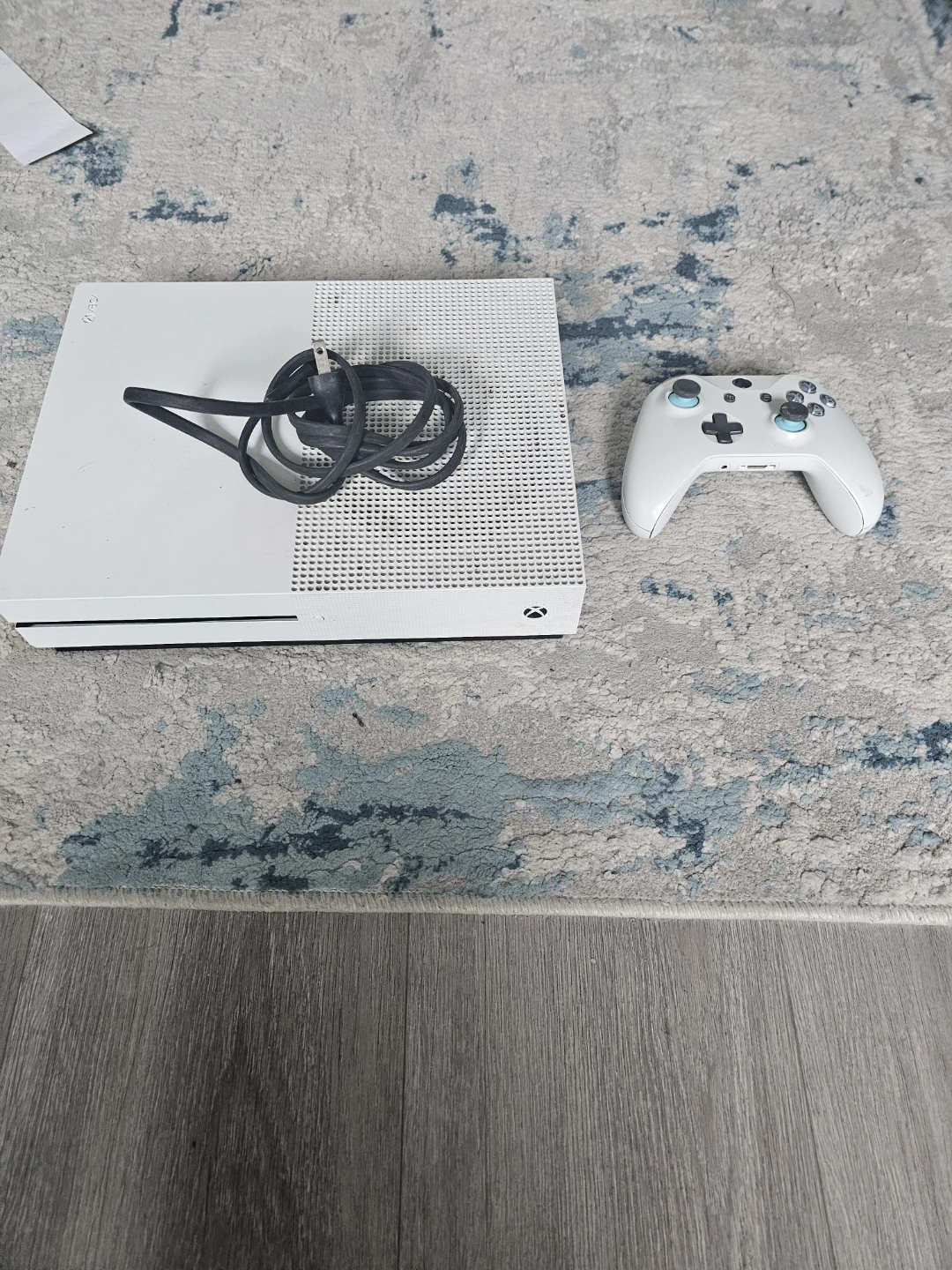 Xbox One S Console with Controller