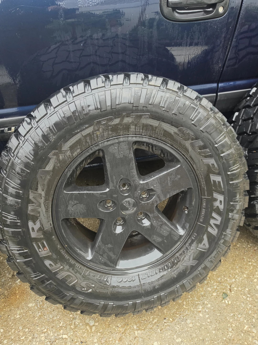 (5) 17 inch Jeep rims wheels 5x5 5x127 on 33x12.5R17 tires - photo 3