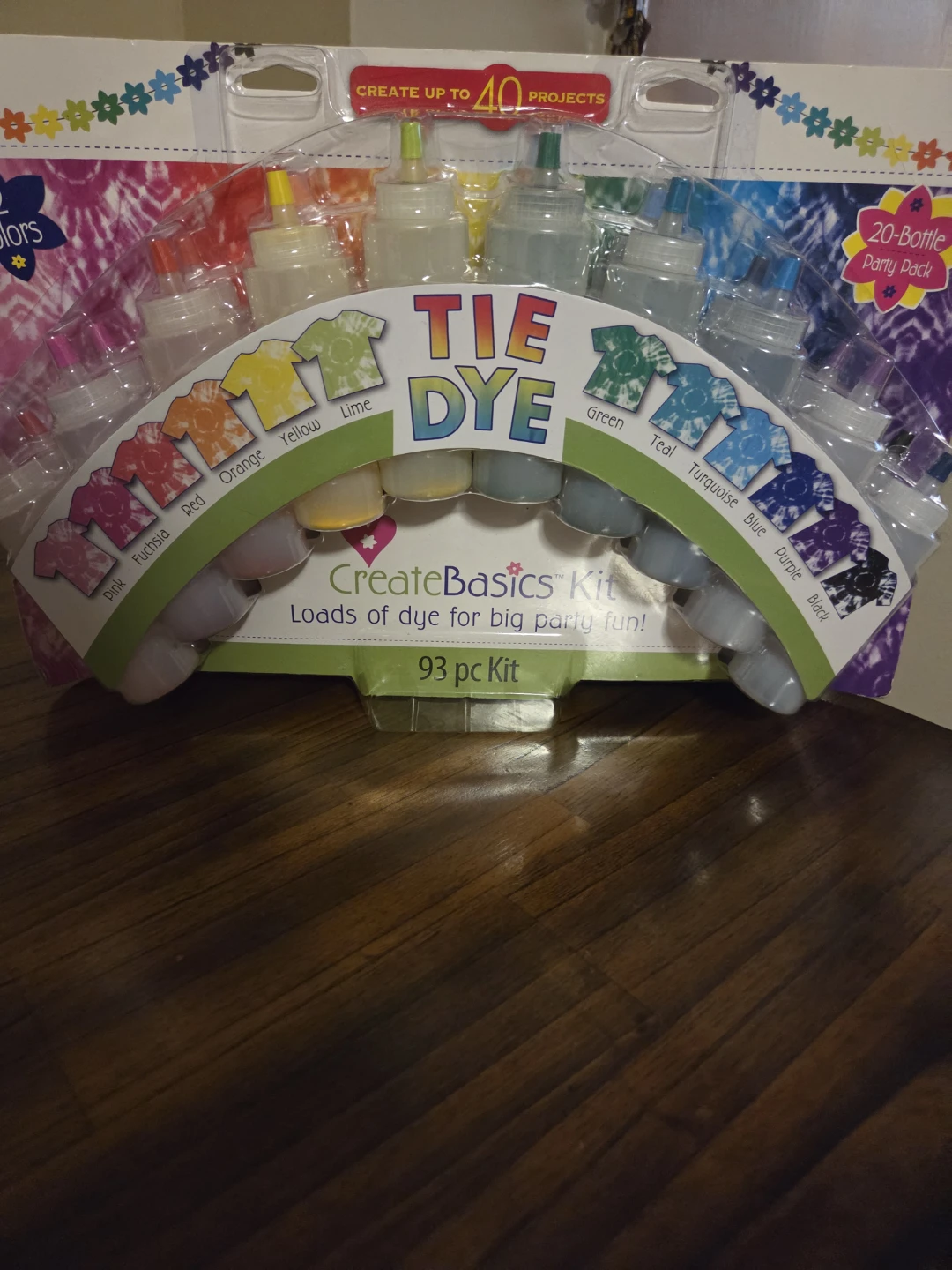 93-Piece Tie Dye Kit