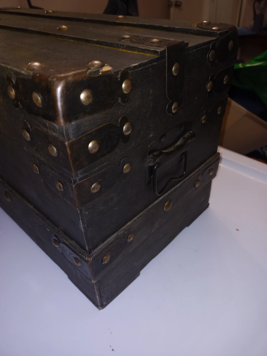 Chest With No Locking Latch - photo 4