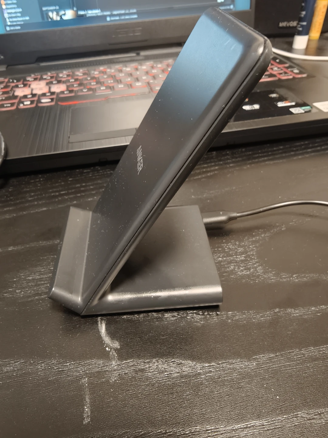 Anker Wireless Charger - photo 2
