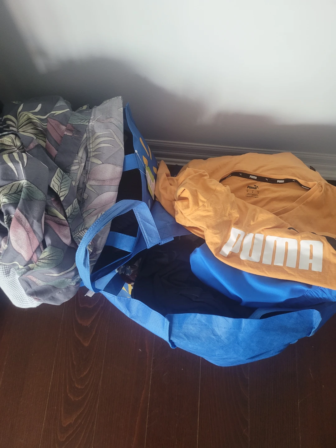 2 bags of men's small to medium clothing