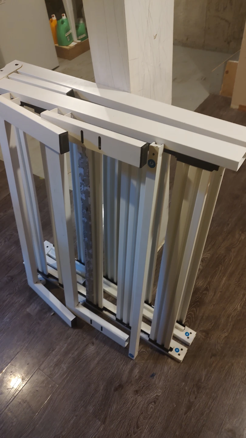 Bedframe, twin XL size