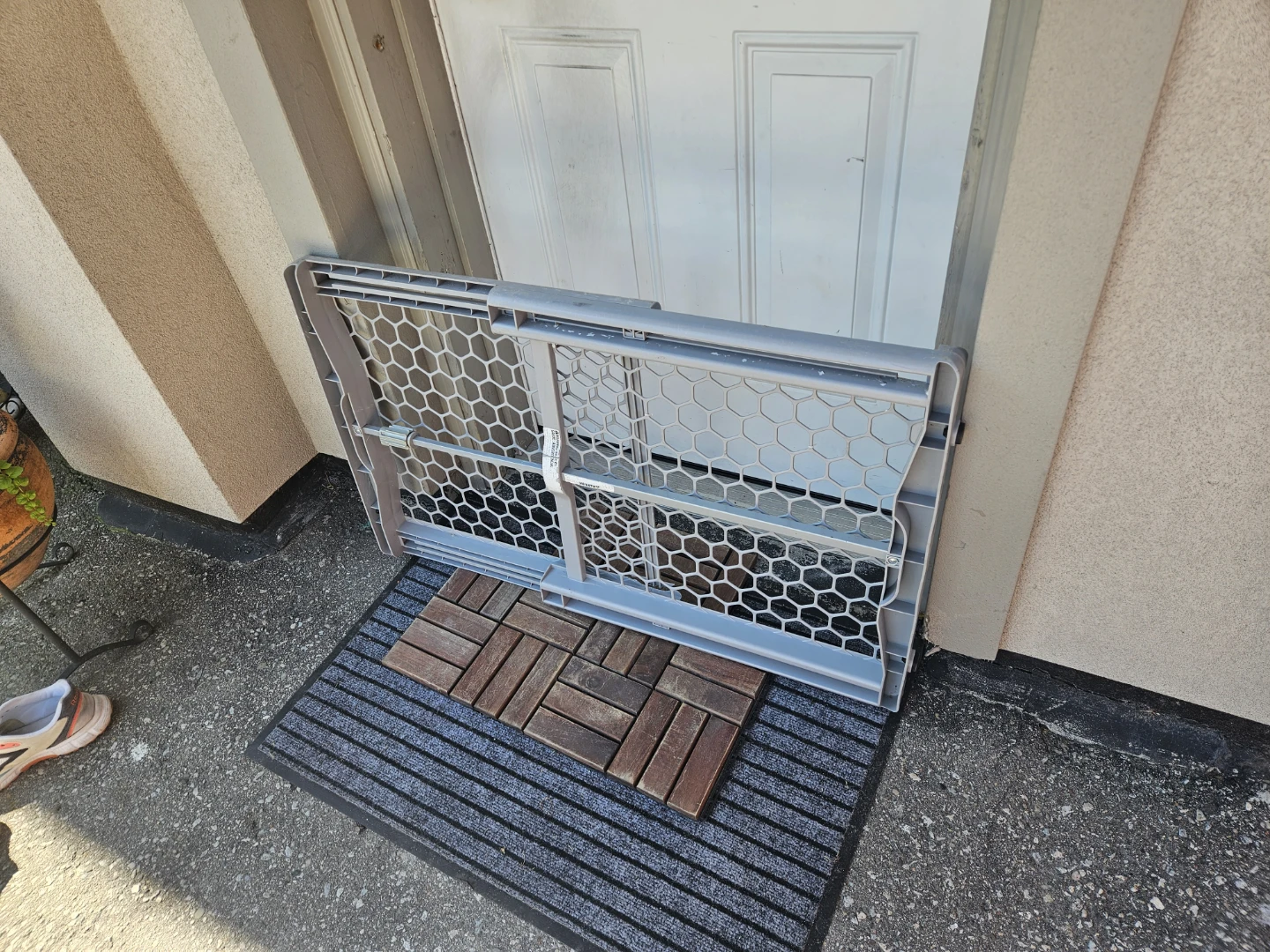 Summer Infant Plastic Safety Gate - photo 4