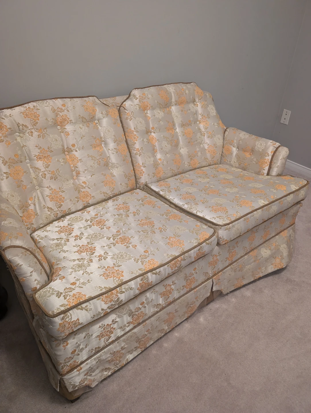 Vintage Floral Loveseat - photo 4