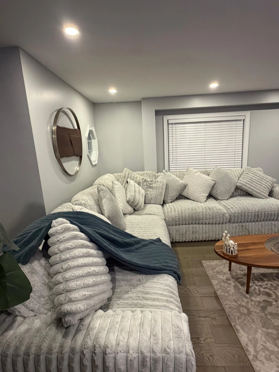 Cozy Sectional Sofa - photo 5