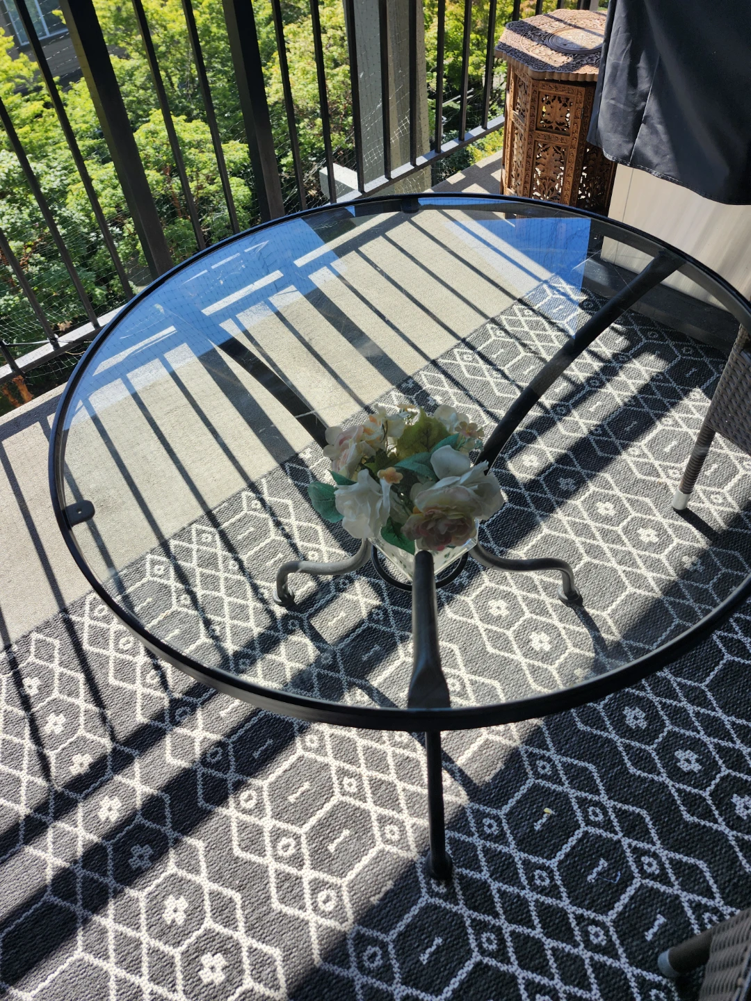 Round Glass Top Patio Table - photo 2