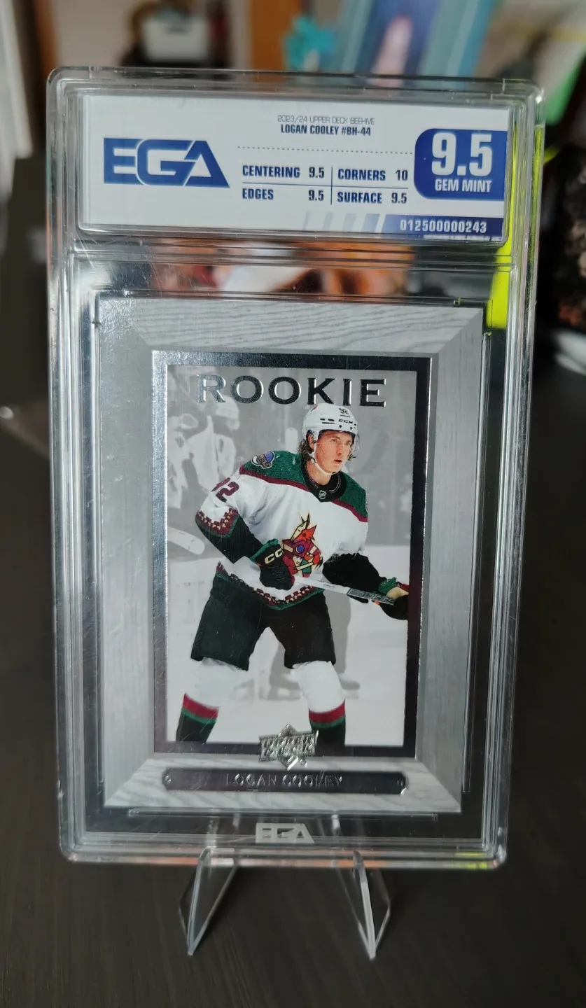 2023/24 UD Extended Series Logan Cooley Rookie Trading Card