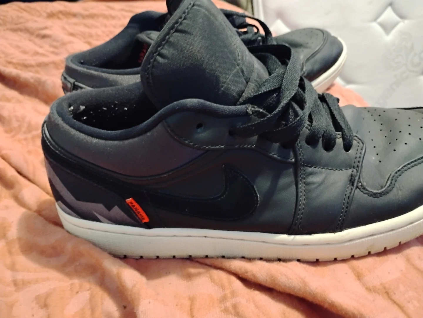 Nike Jordan Paris Saint-Germain Sneakers