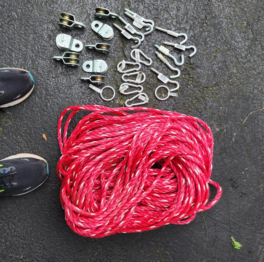 Red Rope and Pulley Hardware Set - photo 3