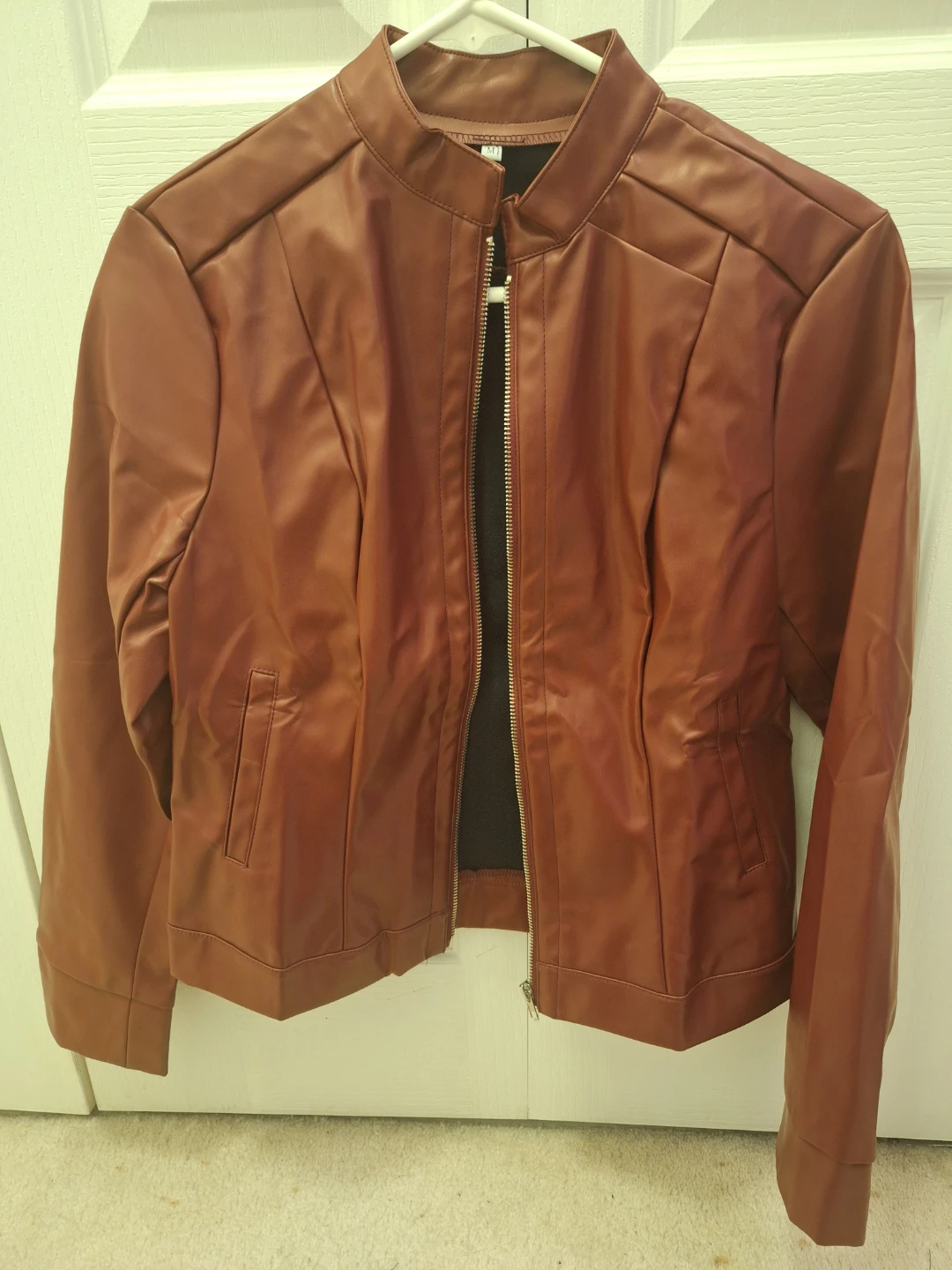 NEW (M) Burgundy Faux Leather Jacket - photo 4