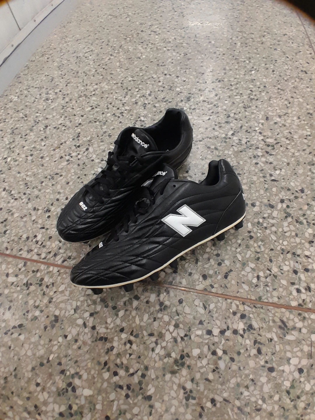 New Balance 602 Soccer Cleats Solid Black Men's Size 12 - photo 3