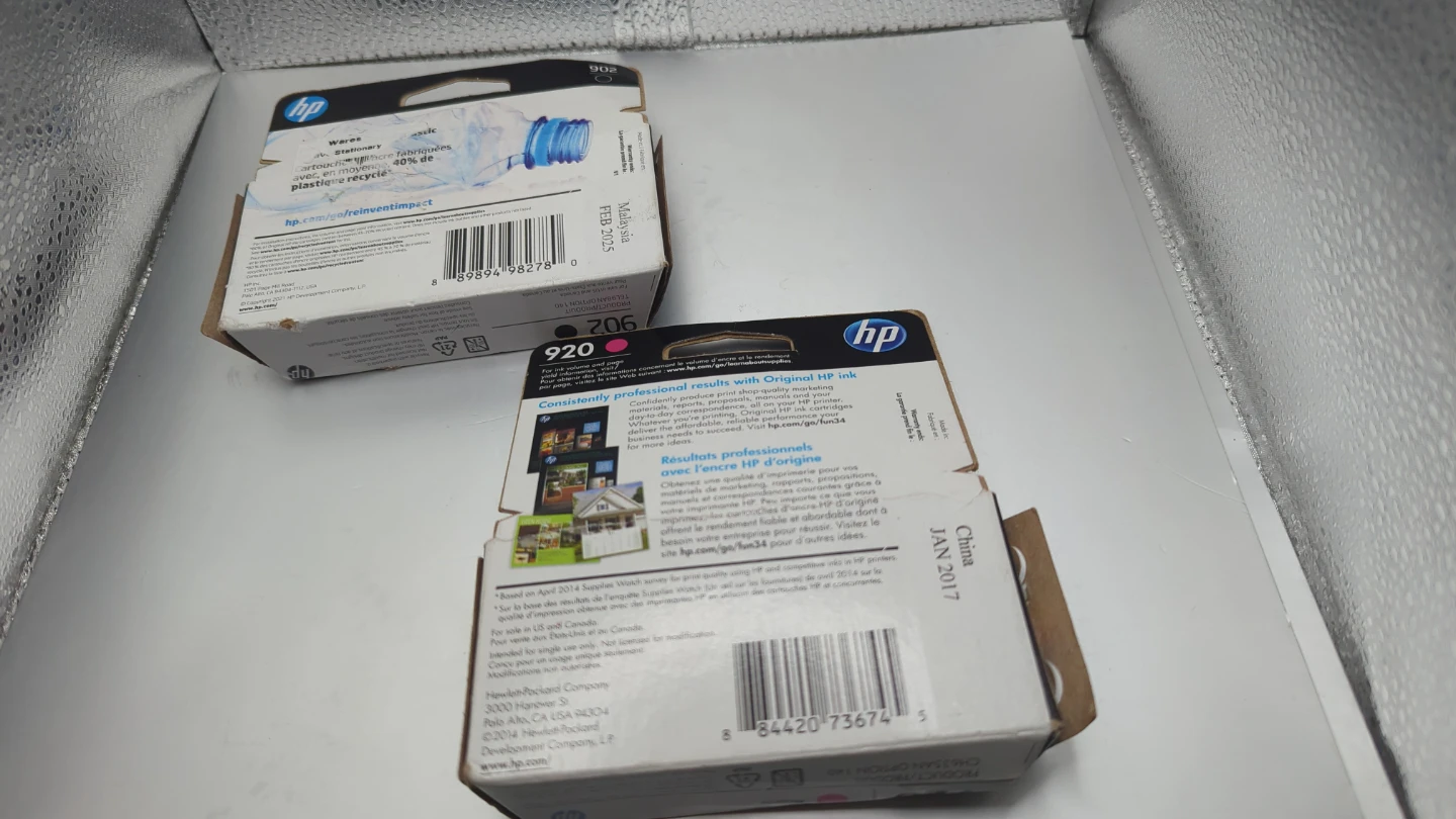 HP 902 Black and 920 Magenta Ink Cartridges - photo 2