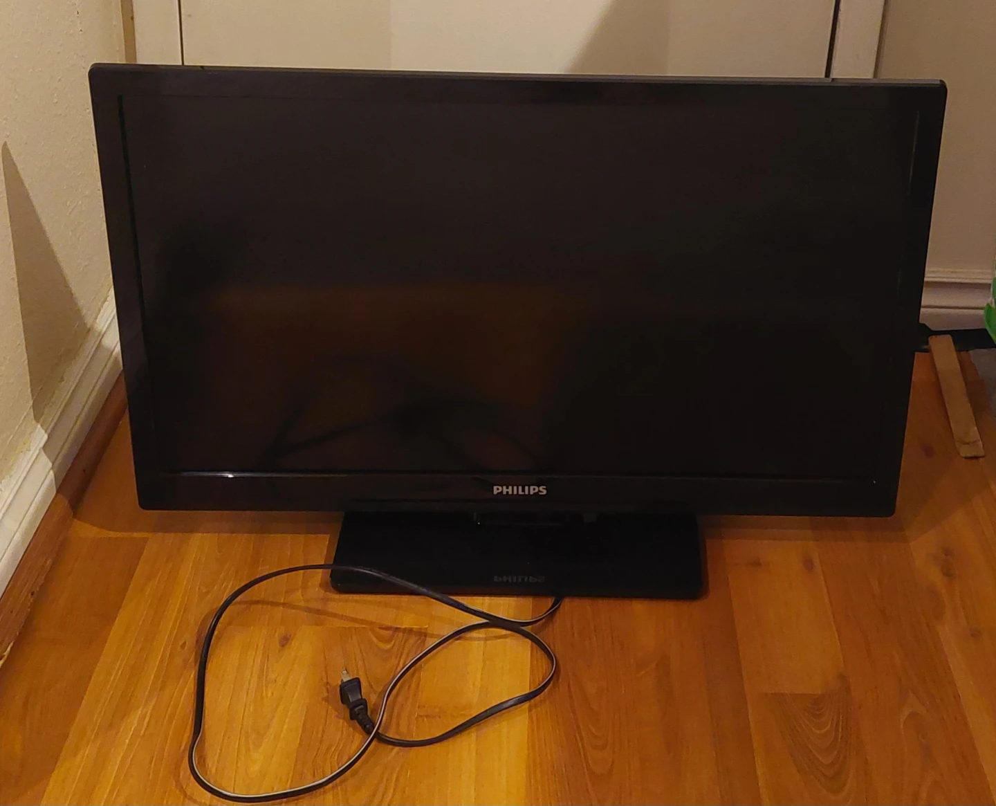 Philips 32-inch LED Television - photo 3
