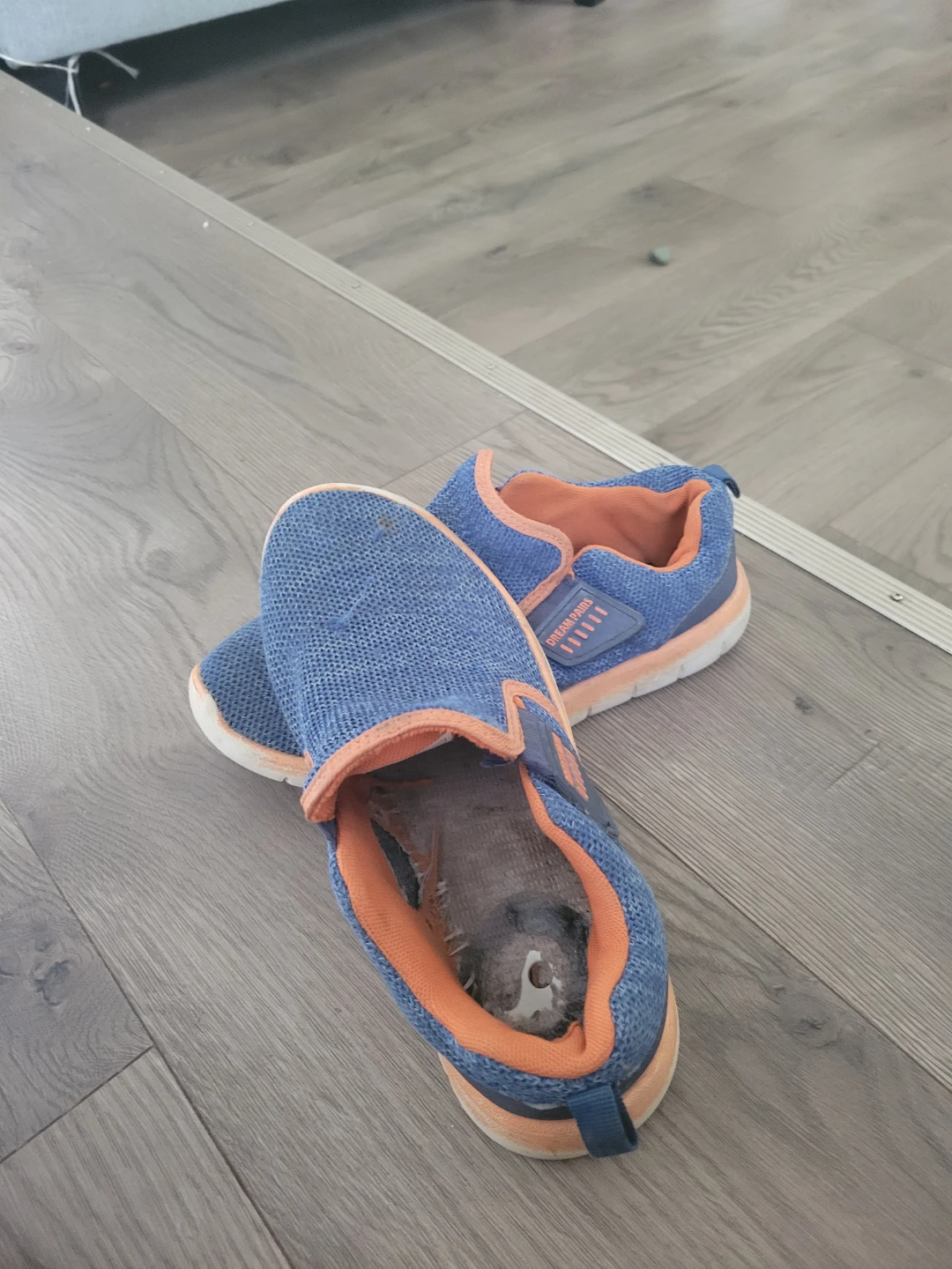 Dream Pairs Luca Slip-on Shoes Blue and Orange Size 5
