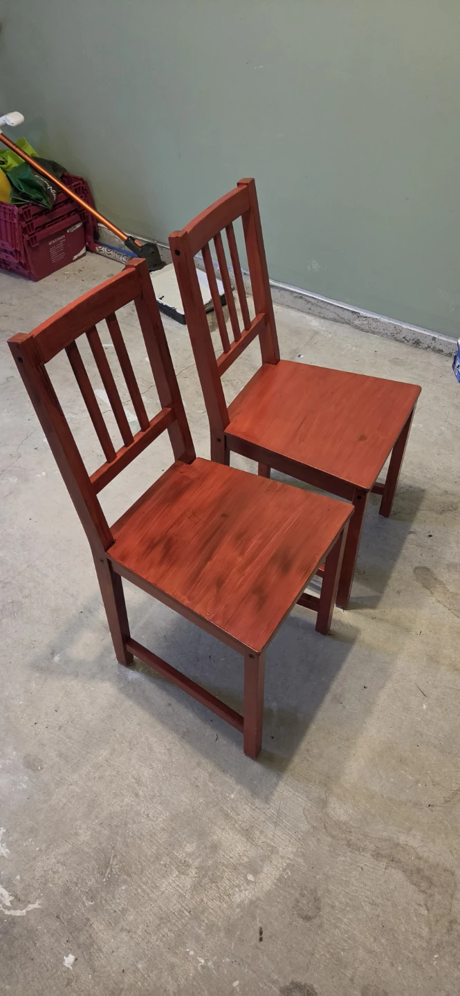 Set of Two Red Stained Wooden Chairs - photo 2