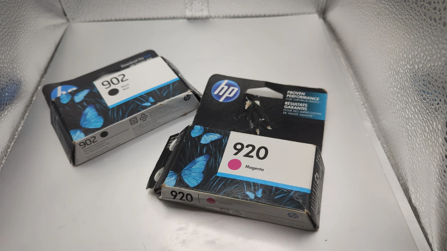 HP 902 Black and 920 Magenta Ink Cartridges