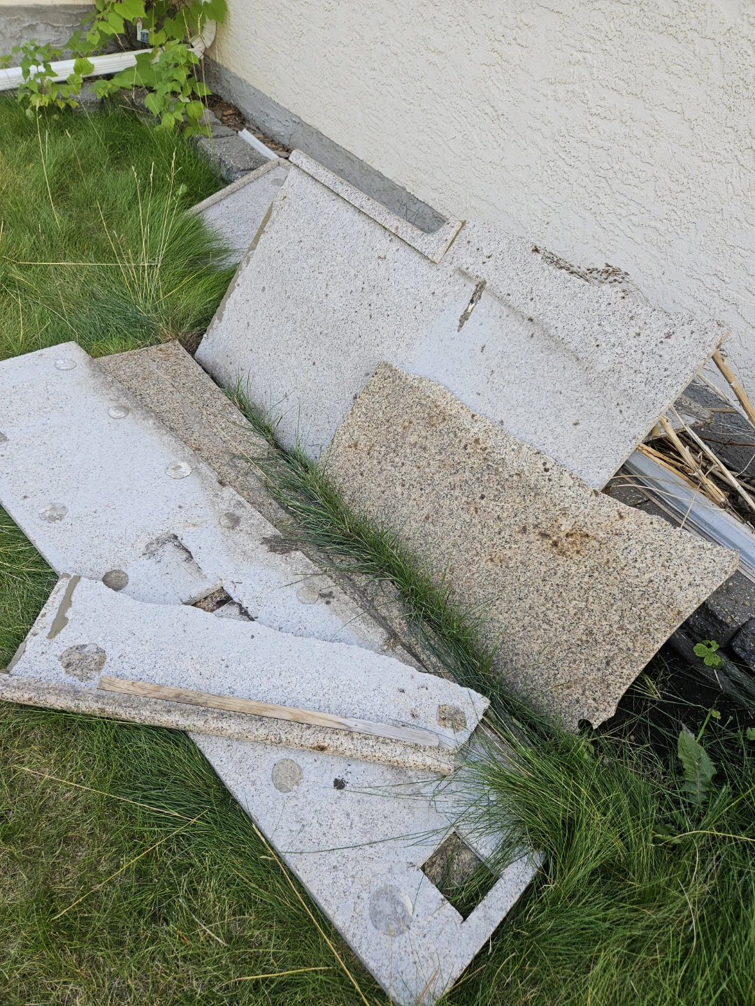 Used granite countertop pieces