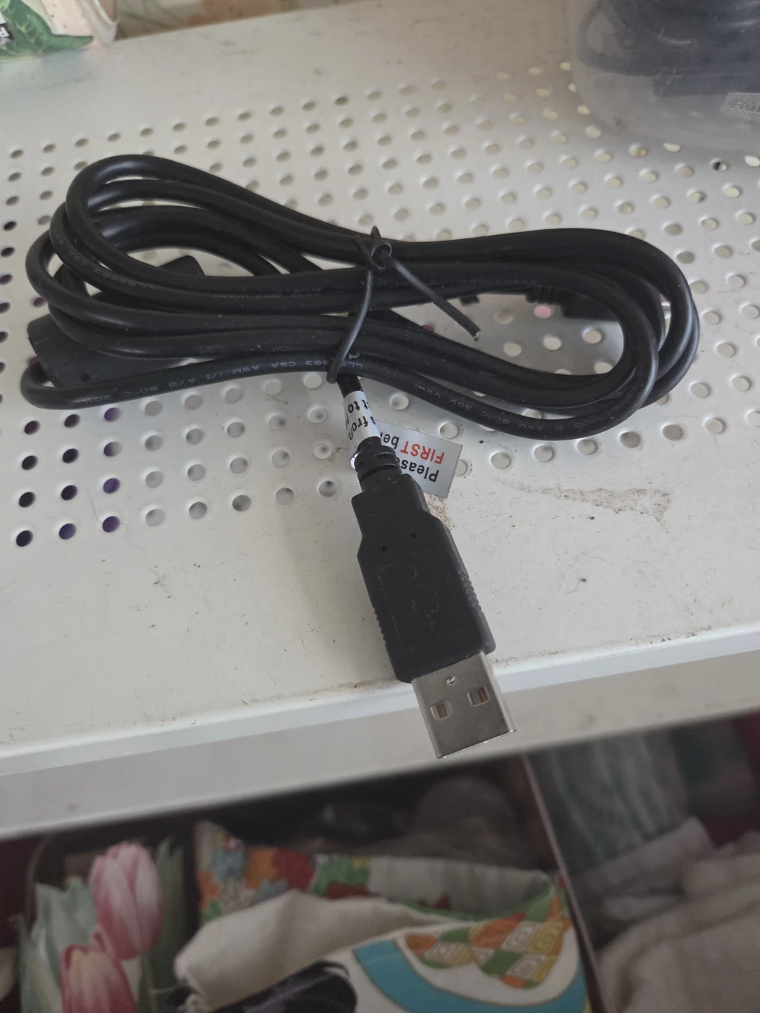 Black USB-A to Mini-USB Cable