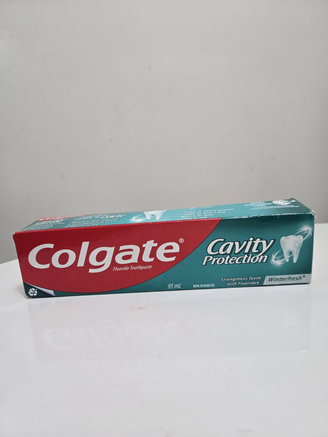 Colgate Cavity Protection Winterfresh Fluoride Toothpaste 95 mL