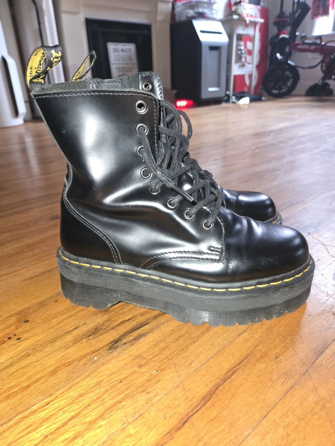 Dr. Martens Jadon Platform Boots