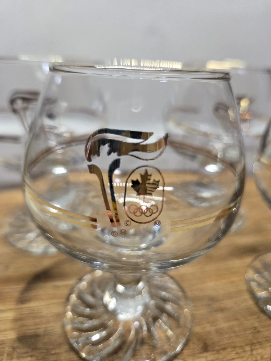 1988 Olympic Set of 4 Vintage Brandy Glasses with Gold Trim - photo 2