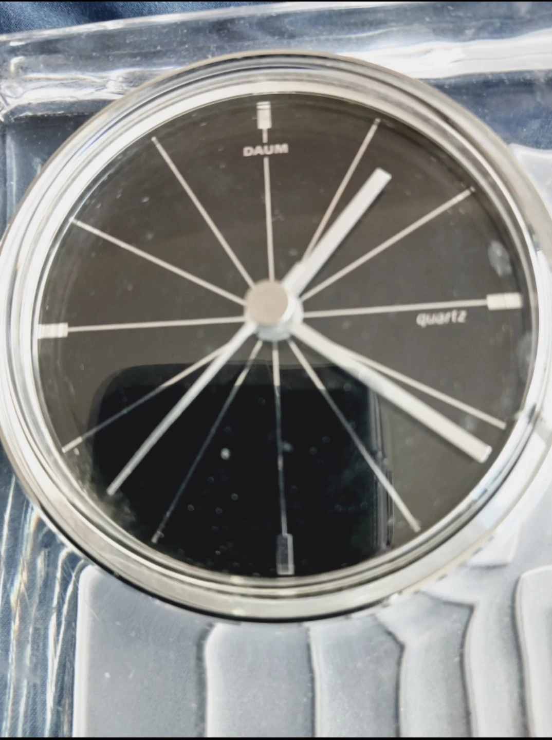 Today only! Vintage Daum France Crystal Glass Quartz Clock - photo 3