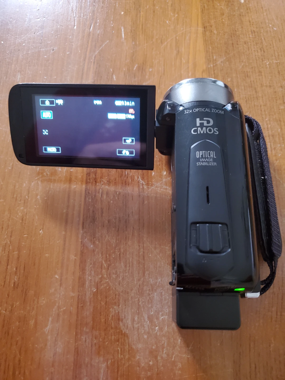 Canon VIXIA HF R500 Digital Camcorder w/ 64GB card - photo 2