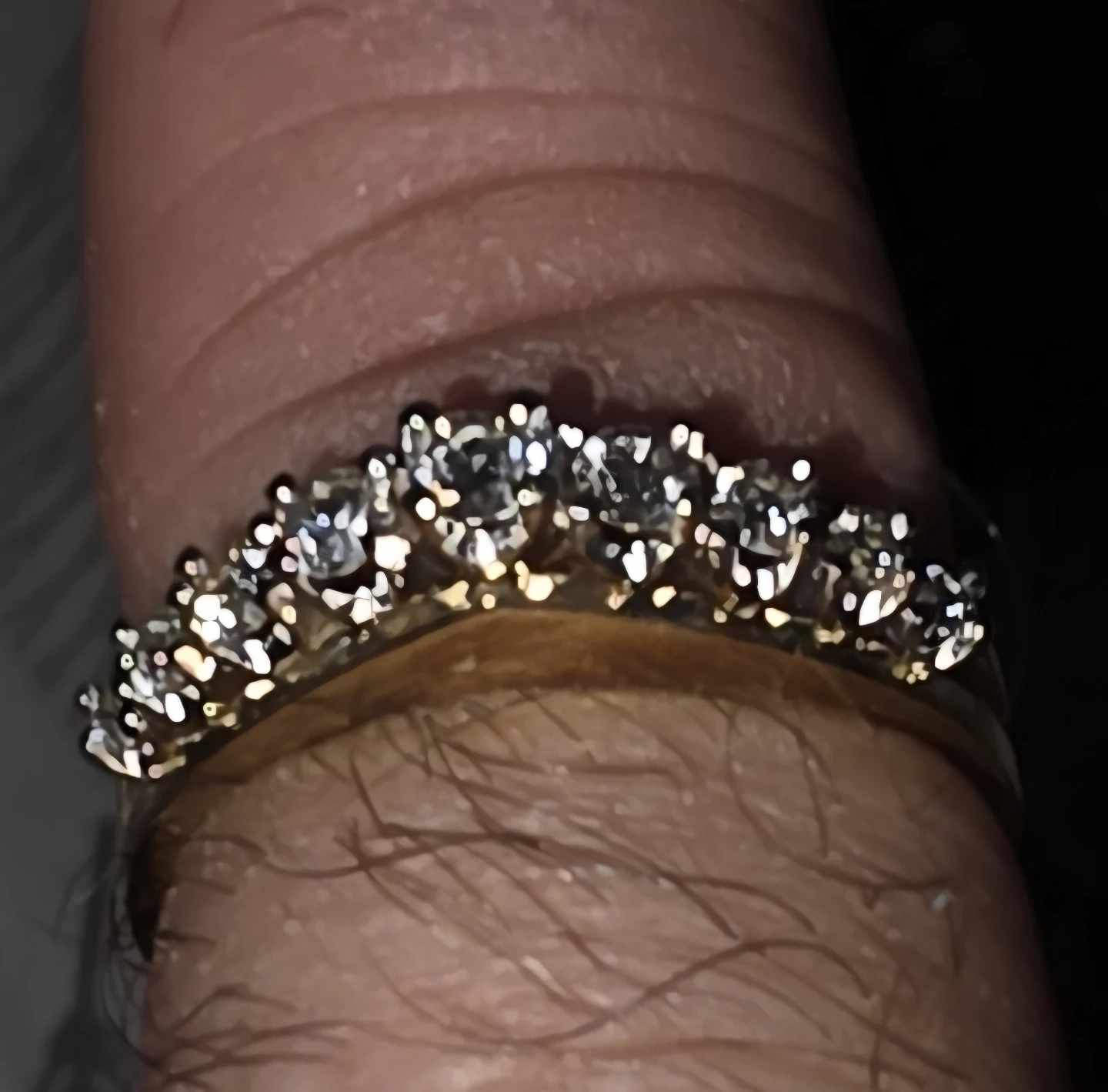 Gold ring with diamonds